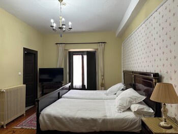 hotel palacio la casona de cerrazo