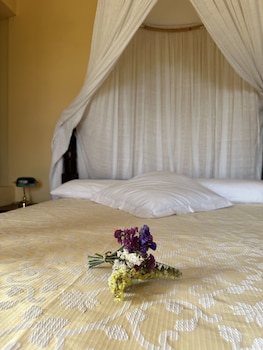 hotel palacio la casona de cerrazo