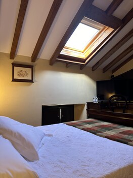 hotel palacio la casona de cerrazo