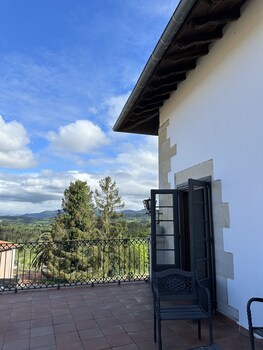 hotel palacio la casona de cerrazo