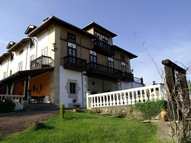 hotel palacio la casona de cerrazo
