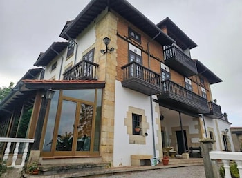 Hotel Palacio La Casona De Cerrazo,Cerrazo>>Cantabria,3 star