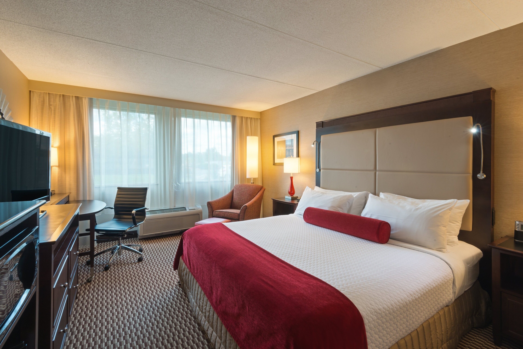 crowne plaza boston woburn by ihg
