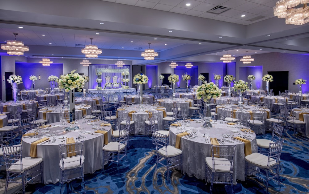 crowne plaza boston woburn by ihg