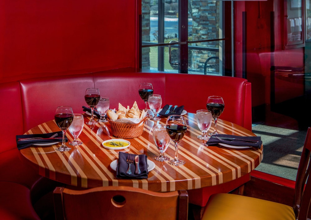 crowne plaza boston woburn by ihg