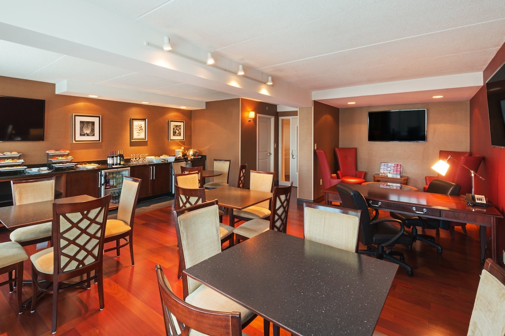 crowne plaza boston woburn by ihg