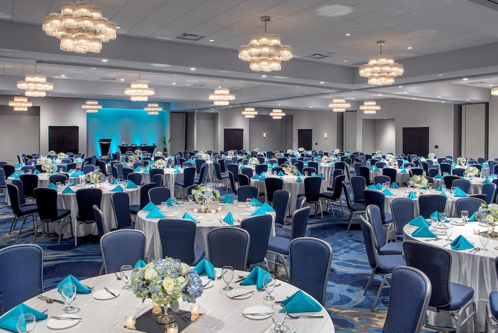 crowne plaza boston woburn by ihg
