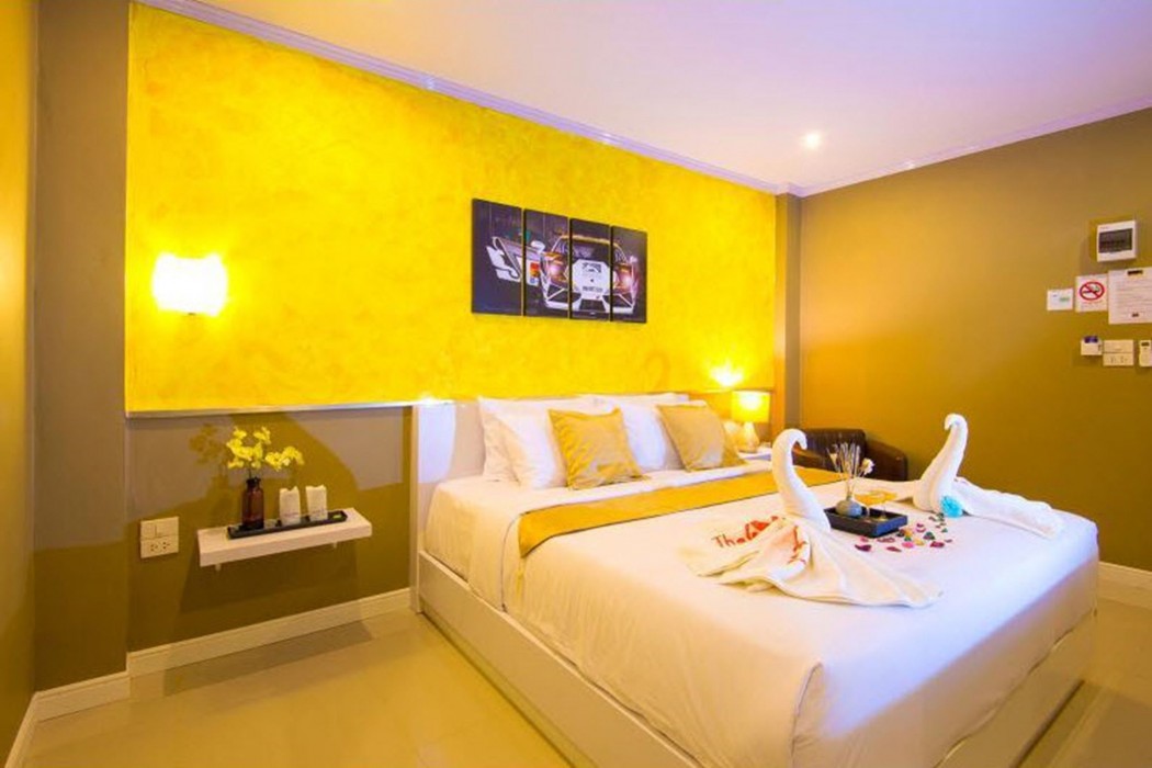 the s hotel
