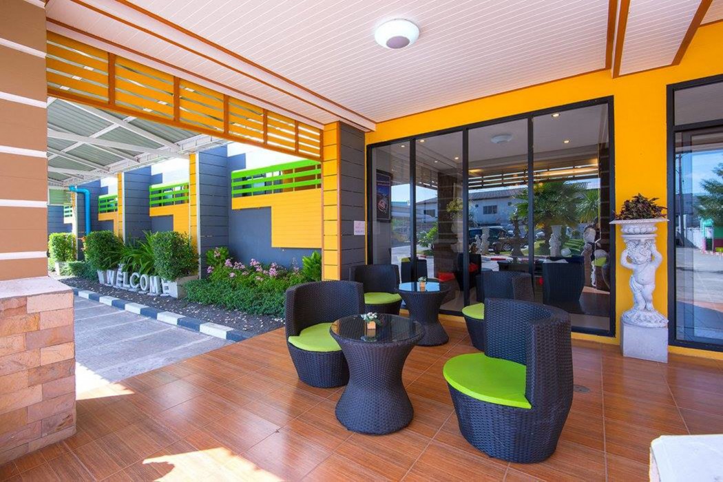the s hotel