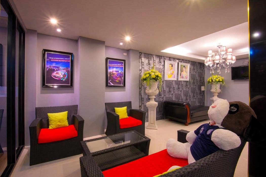 the s hotel