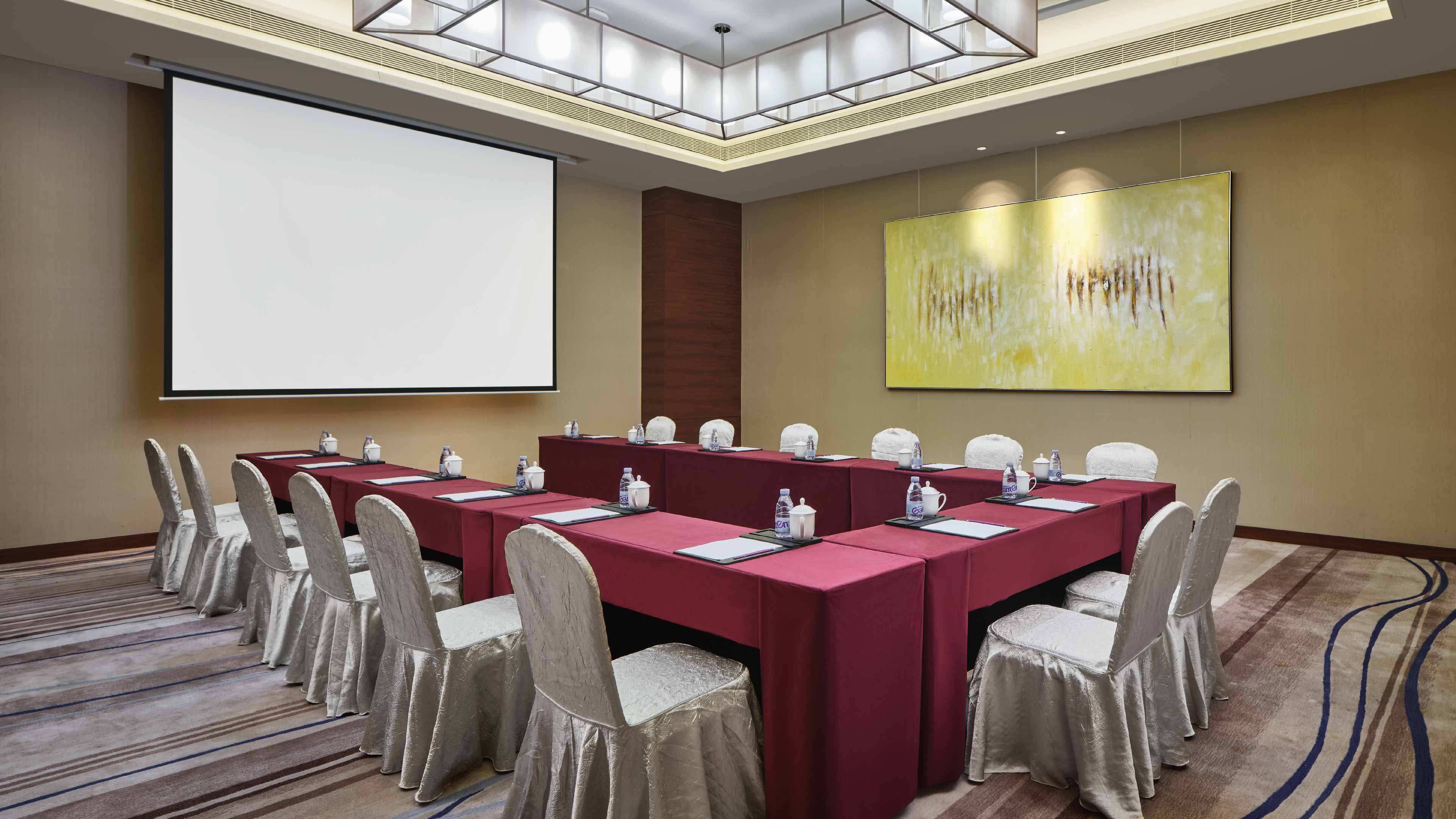 crowne plaza hailing island by ihg