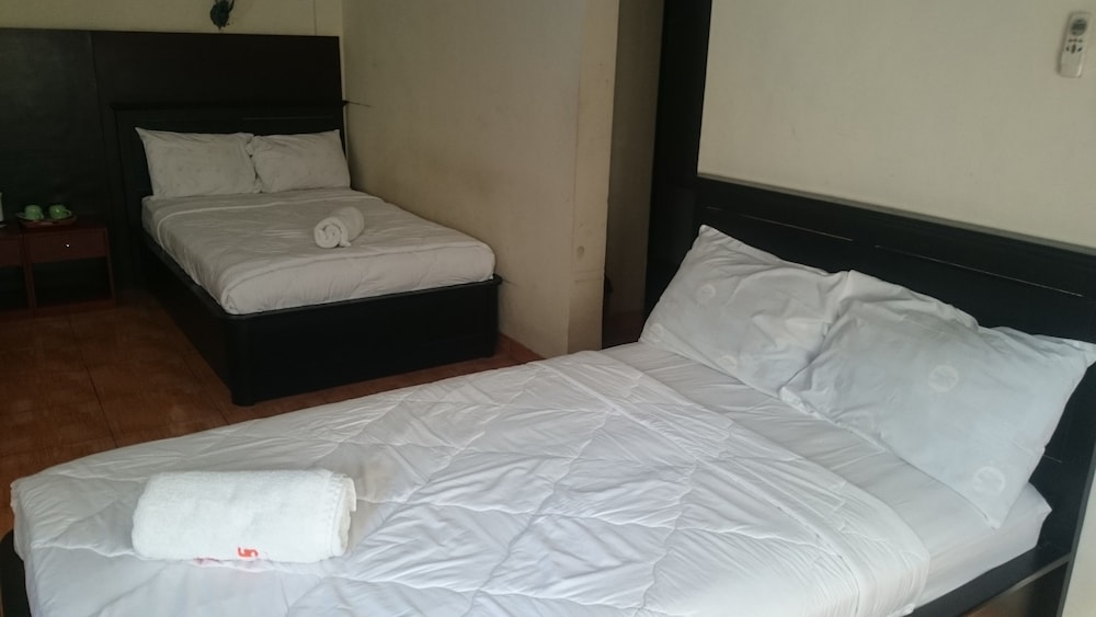 agus beach inn