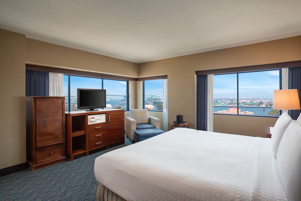 crowne plaza los angeles harbor hotel by ihg