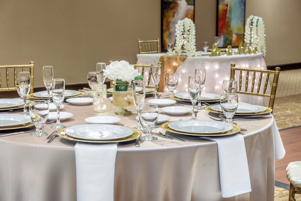 crowne plaza los angeles harbor hotel by ihg