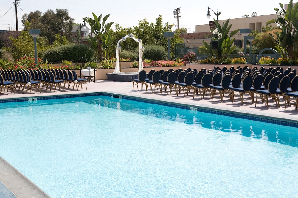 crowne plaza los angeles harbor hotel by ihg