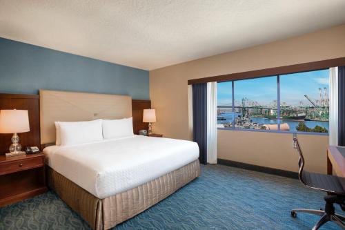 crowne plaza los angeles harbor hotel by ihg