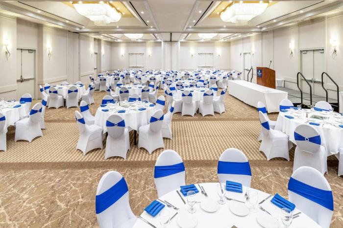 crowne plaza los angeles harbor hotel by ihg