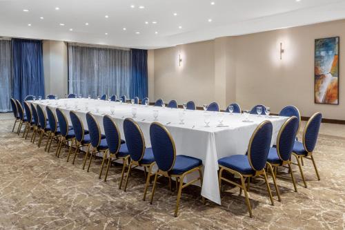 crowne plaza los angeles harbor hotel by ihg