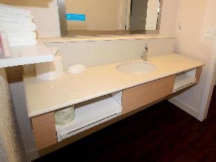 hampton inn suffolk