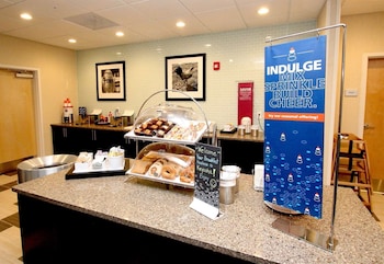 Hampton Inn Suffolk,Norfolk - Virginia Beach>>Norfolk,3 star