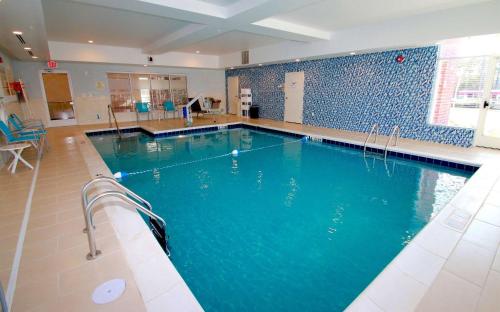 hampton inn suffolk