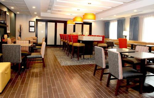hampton inn suffolk