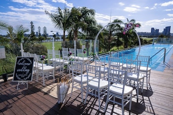 crowne plaza perth by ihg