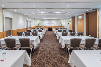 crowne plaza perth by ihg