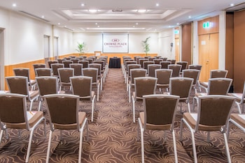 crowne plaza perth by ihg