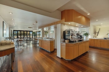 crowne plaza perth by ihg
