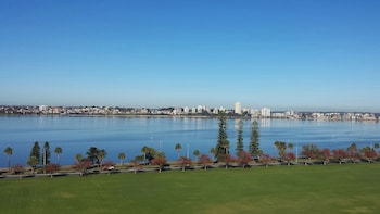 crowne plaza perth by ihg