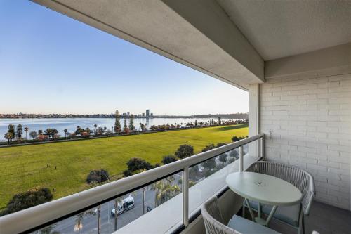 crowne plaza perth by ihg