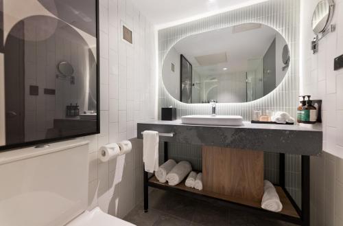 crowne plaza perth by ihg