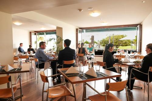crowne plaza perth by ihg