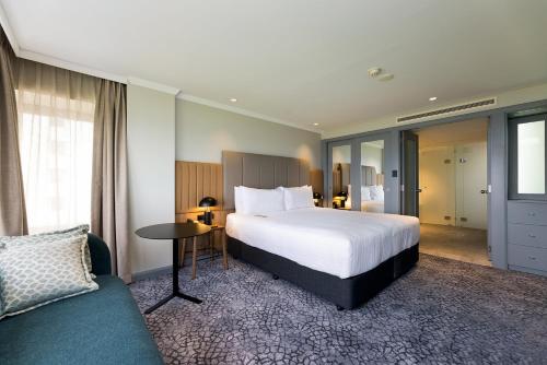 crowne plaza perth by ihg