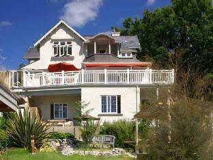 joya garden and villa studios