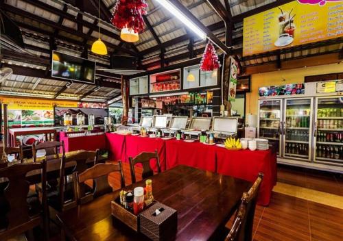 oscar villa aonang krabi