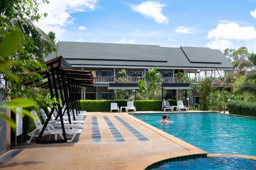 oscar villa aonang krabi