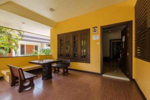oscar villa aonang krabi