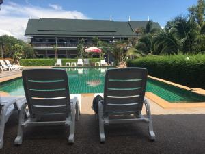 oscar villa aonang krabi