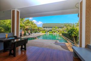 oscar villa aonang krabi