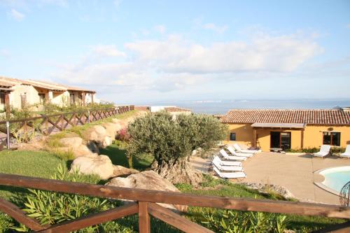 holiday residence punta falcone
