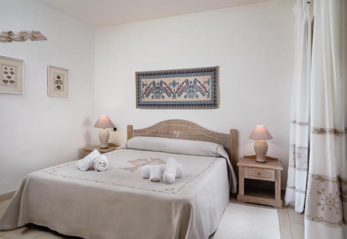 holiday residence punta falcone