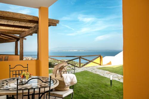 holiday residence punta falcone