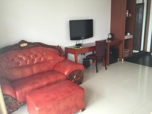 emerald hotel