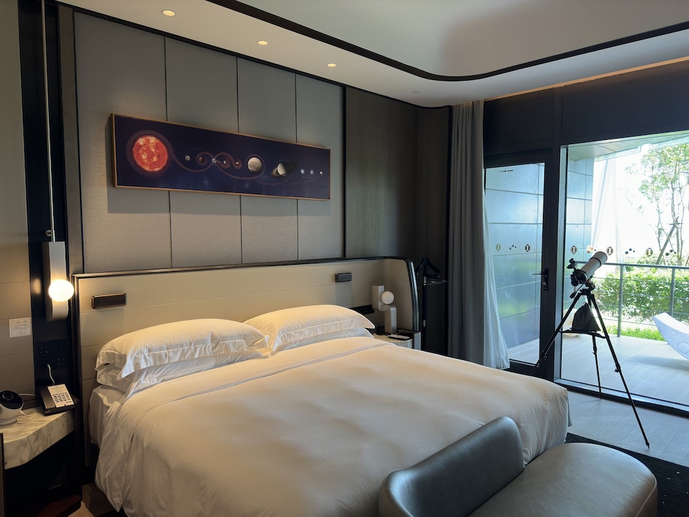 intercontinental shanghai harbour city by ihg