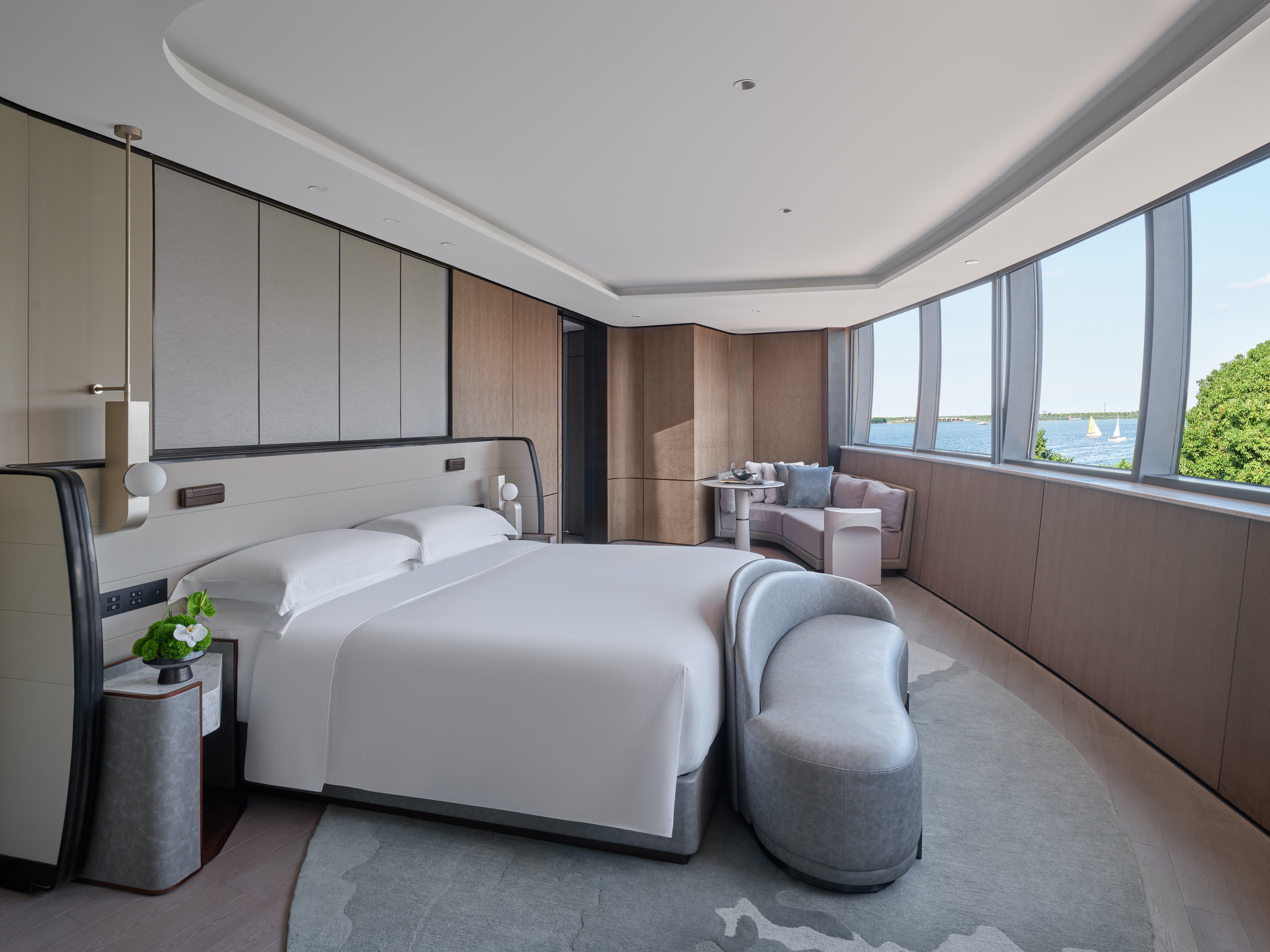 intercontinental shanghai harbour city by ihg