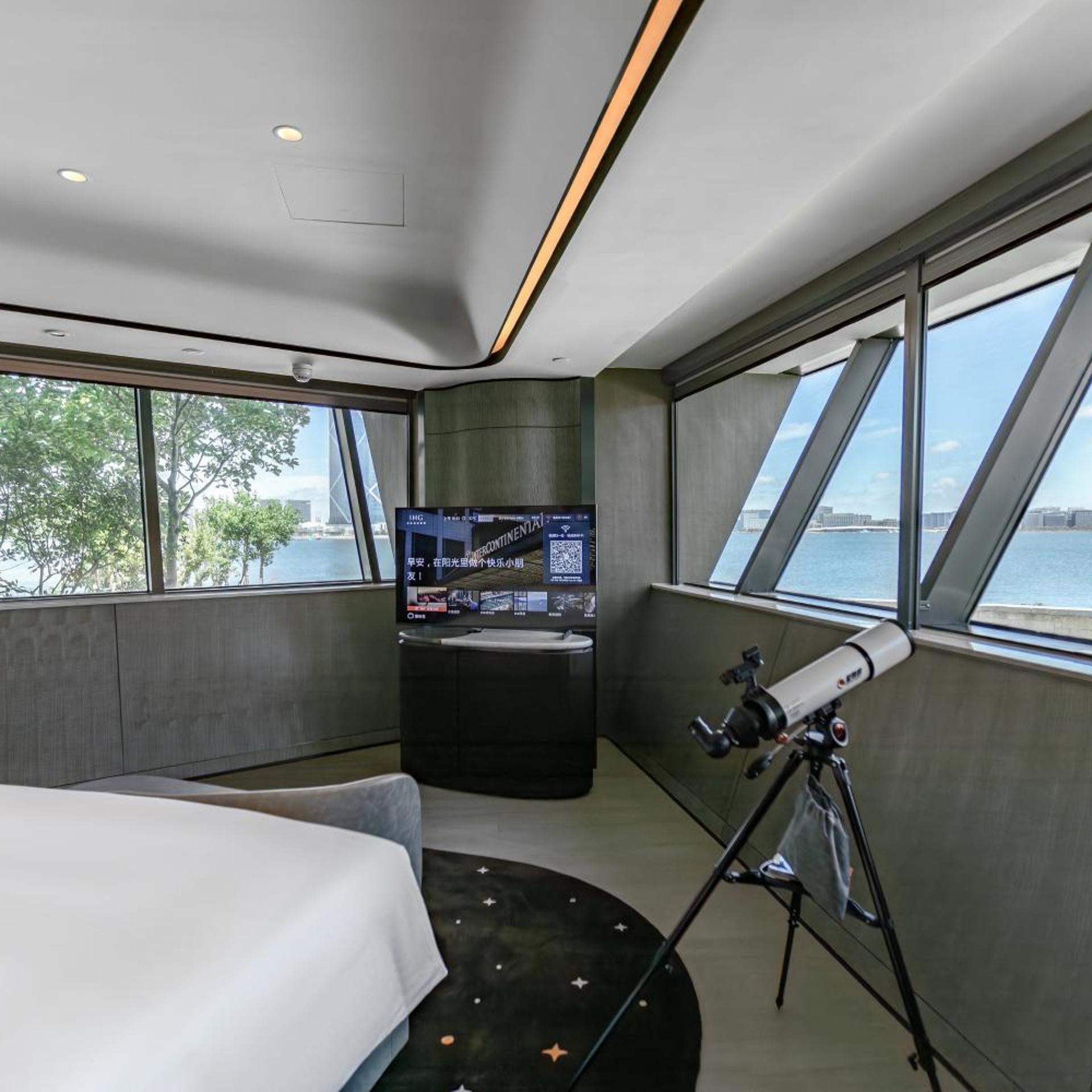 intercontinental shanghai harbour city by ihg