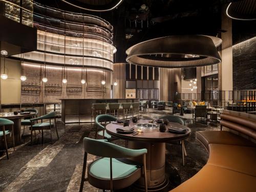 intercontinental shanghai harbour city by ihg