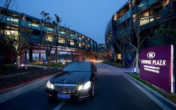intercontinental shanghai harbour city by ihg